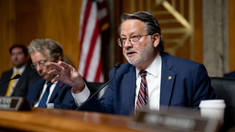 Senator Rand Paul, left, and Senator Gary Peters, during a confirmation session in Washington, DC, on April 3, 2025.