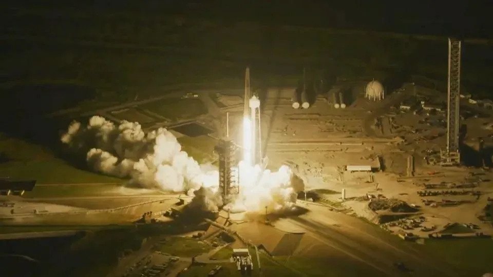 Axiom-4 is raised from the Kennedy Space Center in Florida in a cloud of smoke