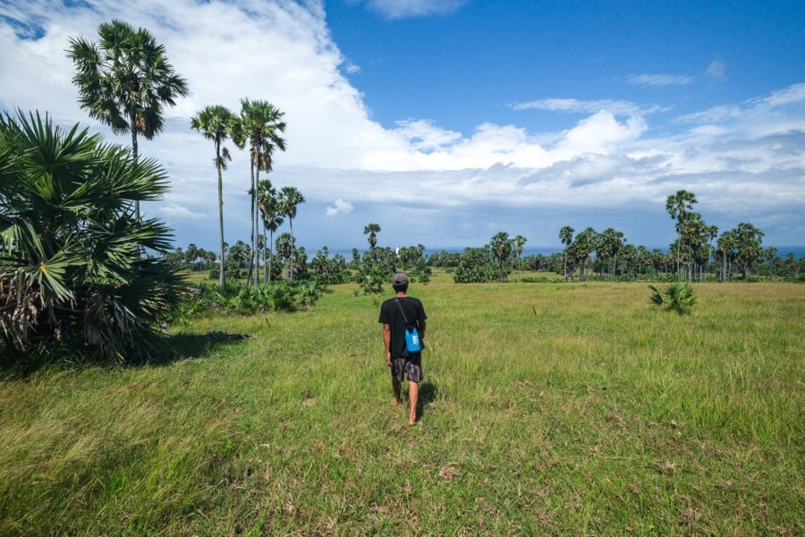 Local guide tours Nuka Molas