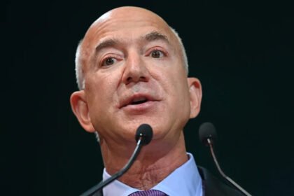 'I don't see how anybody can be discouraged who is alive right now'