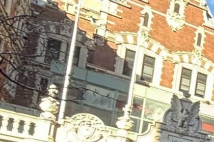 'Now Is Your Time of Need': Bernie Sanders, Mayor Mamdani Join Striking Nurses in NYC