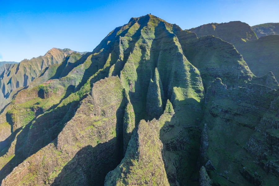 The steep spiers and hills of Kalalau
