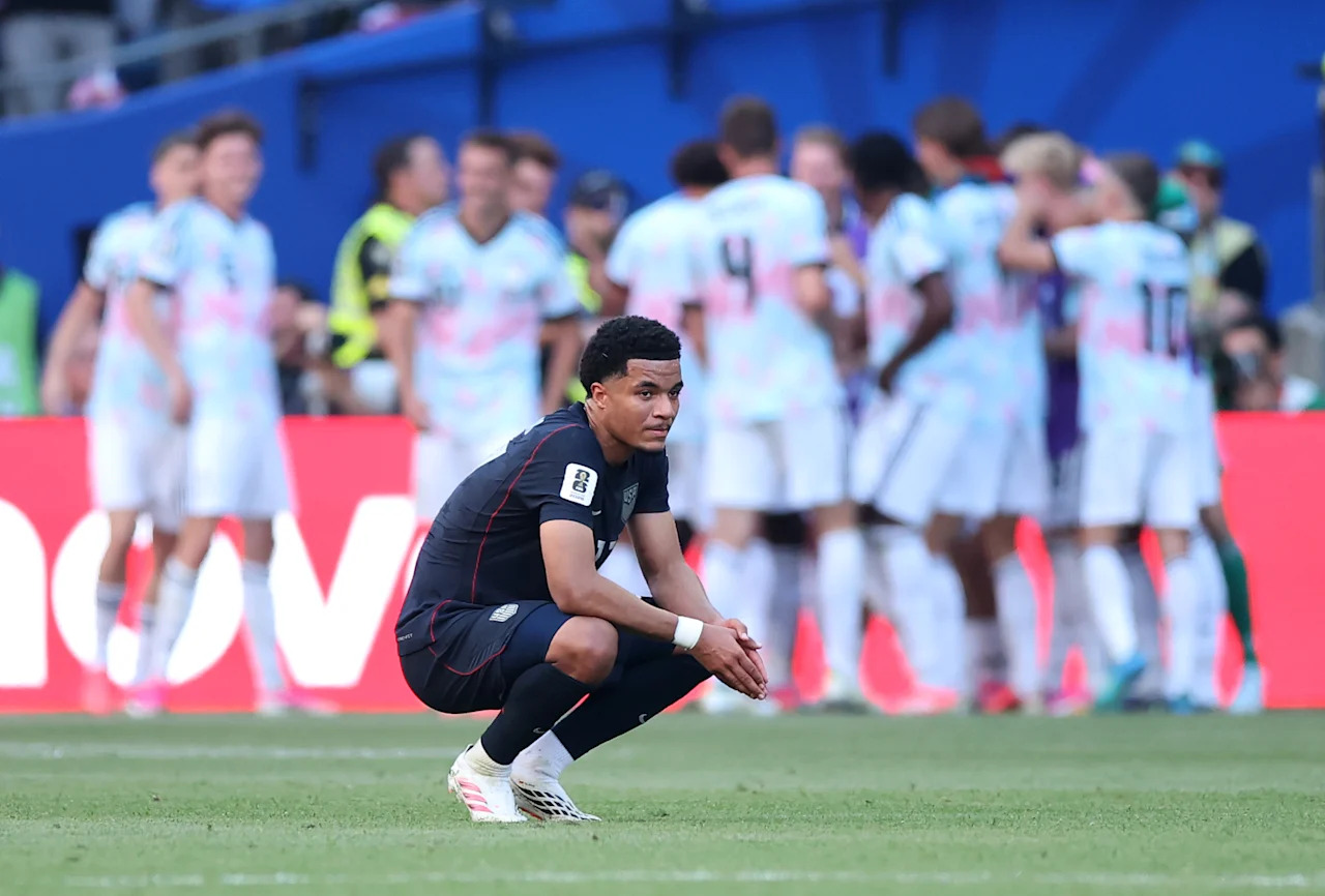 SEATTLE, WASHINGTON - JULY 06: Malik Tillman #17 of the United States reacts after Belgium's fourth goal by Romelu Lukaku #9 during the FIFA World Cup 2026 Round of 16 match between USA and Belgium at Seattle Stadium on July 06, 2026 in Seattle, Washington. (Photo by Alex Grimm/Getty Images)