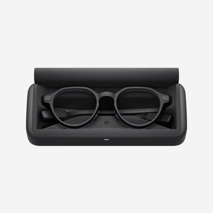 Even the G2 reality glasses case